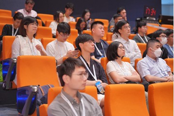 HKF09030